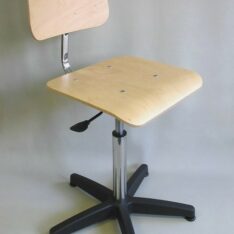 Chaise d'atelier en bois (PATINS- Polyamide)