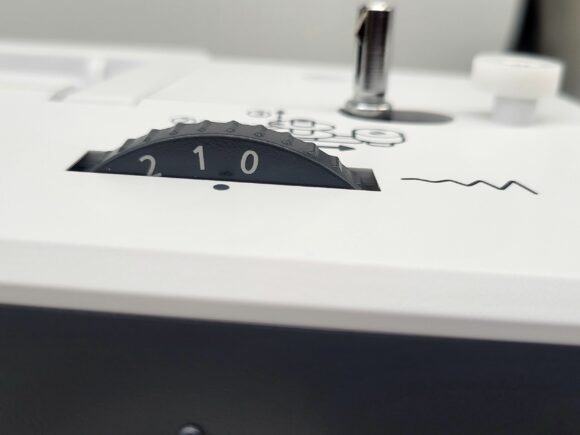 MACHINE A COUDRE POWER STITCH TITAN VERITAS – Image 4